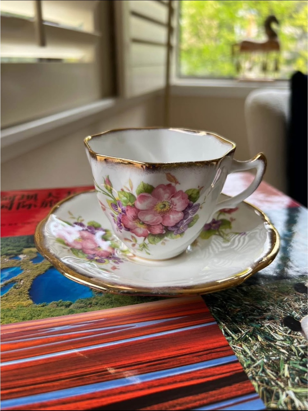 ROYAL IMPERIAL Fine BONE CHINA Scalloped TEA CUP & SAUCER Pink Lavender Flowers